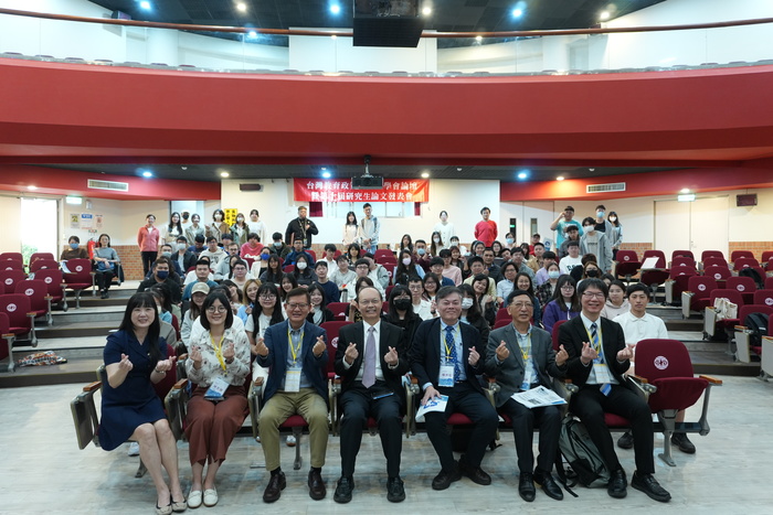 教育創新齊聚對話——教政系舉辦第十一屆研究生論文發表會，促進世代轉型教育實踐圖片